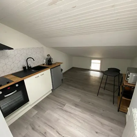 T2 Plein Centre Apartman *